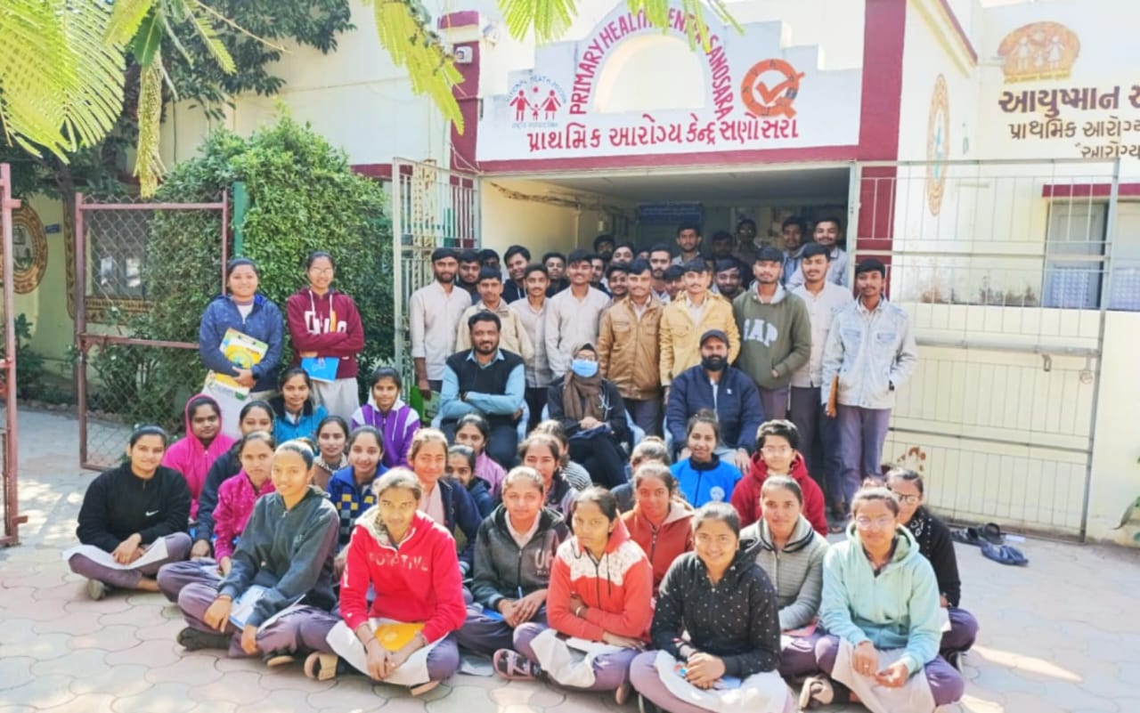 સણોસરા આરોગ્ય કેન્દ્રમાં વિદ્યાર્થીઓની મુલાકાત