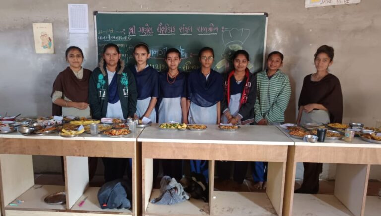રાળગોનની શાળામાં છાત્રોએ ભૂંગળા બટેટા/પાણીપુરી/મેગી/પાસતા/ગુલાબ જાંબુ/ભેળ/આલુ પરોઠા/ઓળો રોટલો/ચા/કોફી/બદામ ચેક/સેવ ખમણ પકોડા/ સેન્ડવિસ બનાવ્યાં