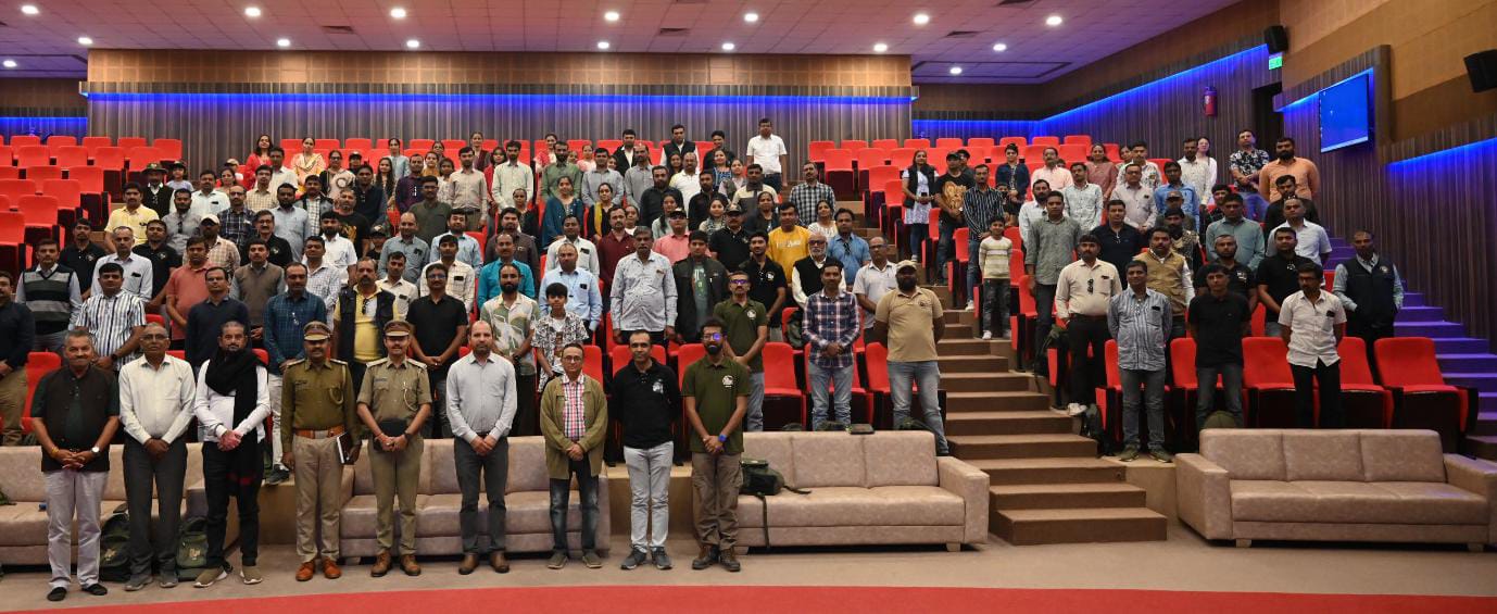 સાસણના સિંહ સદન ખાતે સિંહ સરક્ષણ જાગૃતિ સેમિનાર યોજાયો