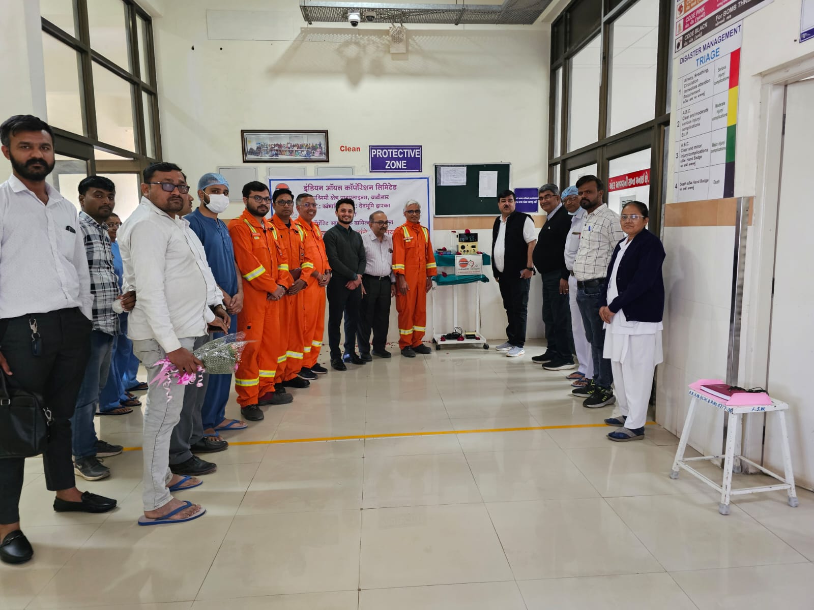ઇન્ડિયન ઓઇલ કંપનીની સેવા પ્રવૃત્તિ: ખંભાળિયાની સરકારી હોસ્પિટલમાં અપાયું નેત્ર સારવાર મશીન