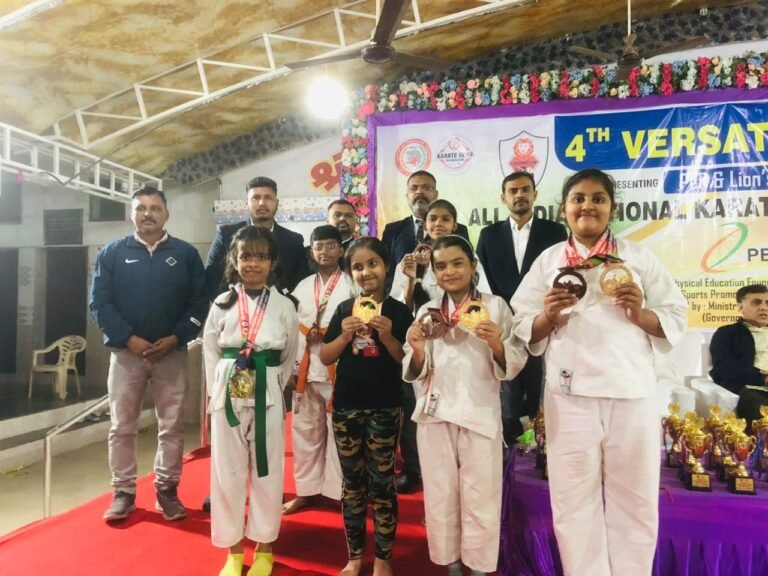 ખંભાળિયાની શાળાના વિદ્યાર્થીઓએ કરાટે ચેમ્પિયનશિપમાં ચાર ગોલ્ડ મેડલ મેળવ્યા – ઝેવિયર્સ સ્કૂલના સ્પર્ધકોએ મેળવી નોંધપાત્ર સિદ્ધિ