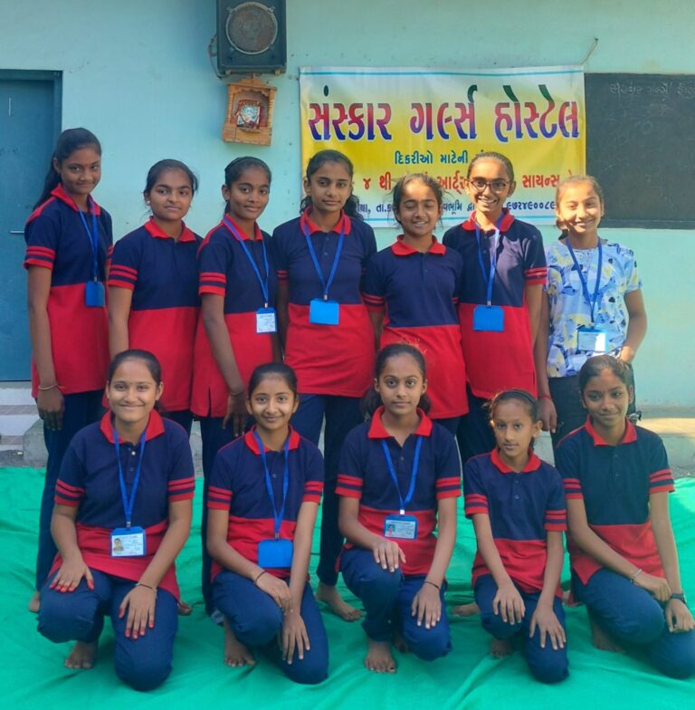 ભાટિયાની સંસ્કાર ગર્લ્સ હોસ્ટેલમાં પ્રજાસતાક પર્વની ભવ્ય ઉજવણી કરાઈ