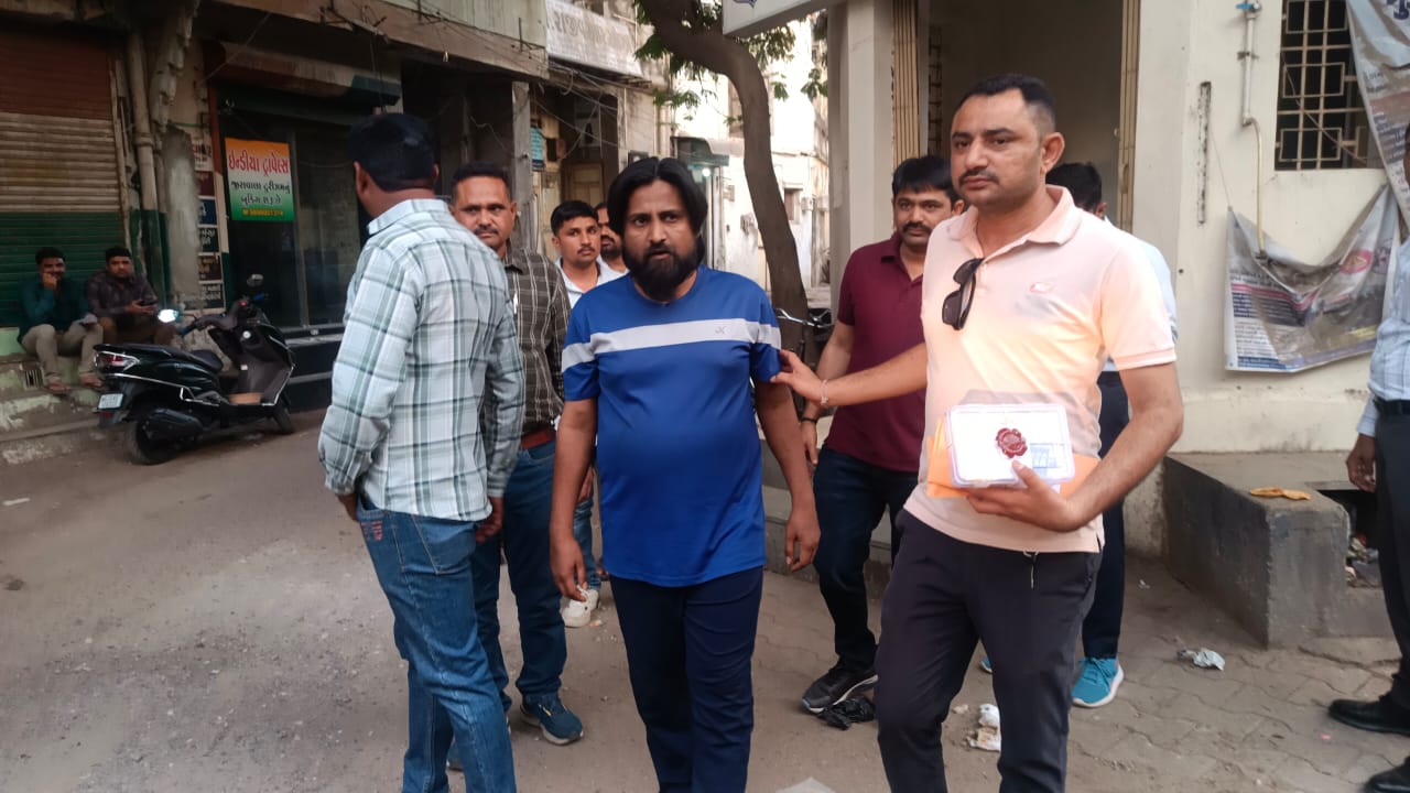 ભાવનગરમાં 3.30 લાખના મેથા એમ્ફેટામાઇન ડ્રગ્સ સાથે અલ્તાફ ઝડપાયો