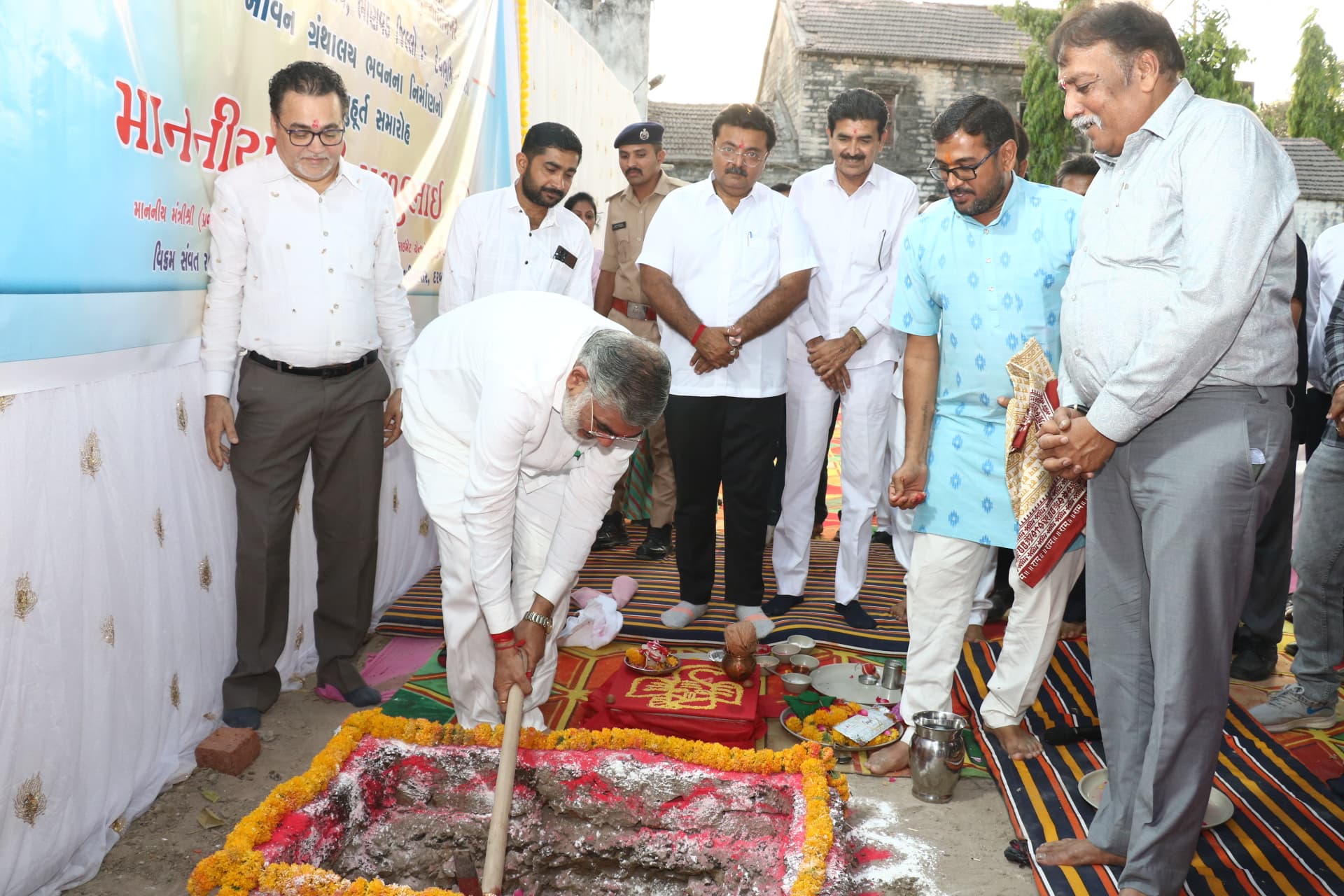 ભાણવડમાં રૂ. પોણા ચાર કરોડના ખર્ચે સરકારી તાલુકા પુસ્તકાલયનું ખાતમુહૂર્ત