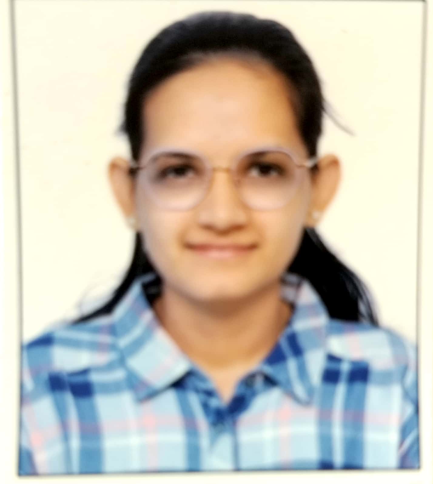 ચોખંડાના આહીર સમાજનું ગૌરવ જામનગરની આયુર્વેદિક યુનિવર્સિટીમાંથી ડોકટર(બીએચએમએસ)ની ડિગ્રી મેળવતા ઋષિકા ગોજીયા