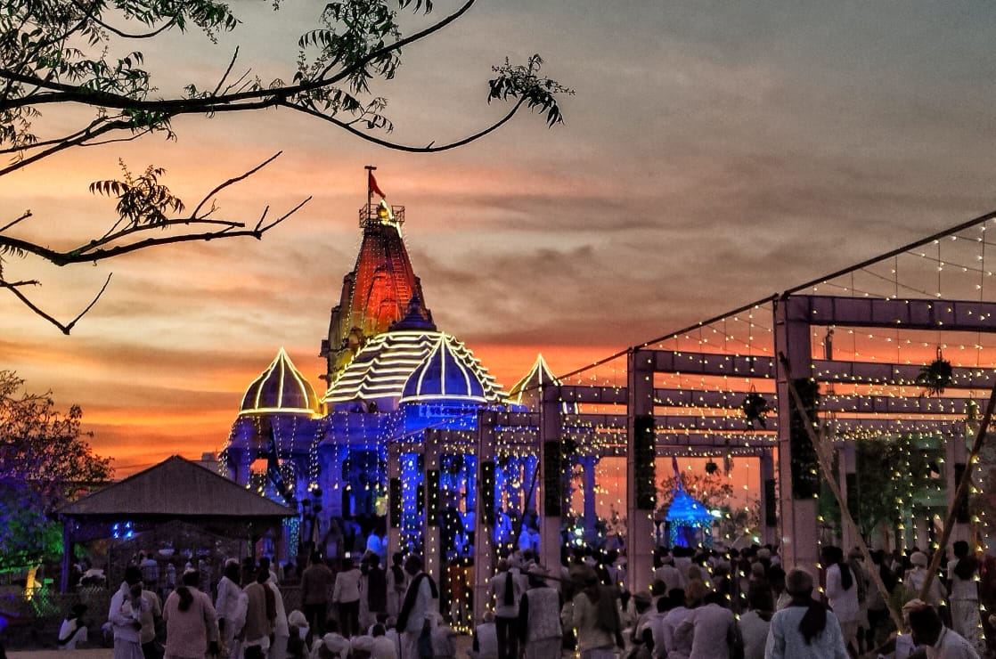 બાવળિયાળી ઠાકરધામ : સંધ્યાનું સહજ સ્મિત
