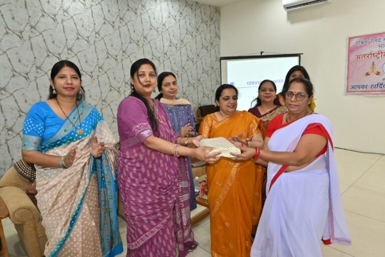 આંતરરાષ્ટ્રીય મહિલા દિવસ નિમિત્તે પશ્ચિમ રેલવે મહિલા કલ્યાણ સંગઠન, ભાવનગર મંડળ દ્વારા મહિલા કર્મચારીઓ માટે સેમિનાર સમ્પન્ન