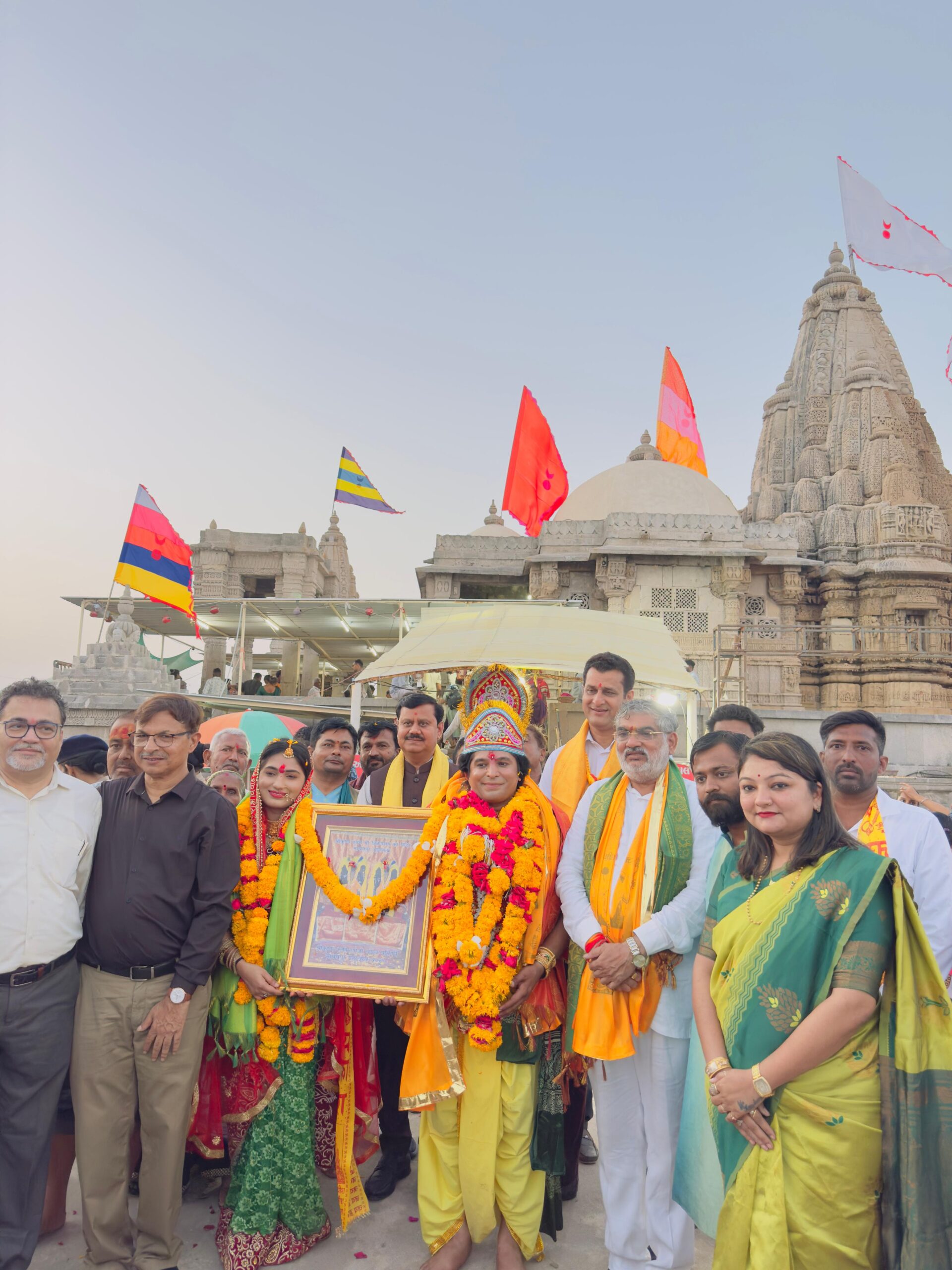 દેવભૂમિ દ્વારકામાં ભગવાનશ્રી કૃષ્ણ અને રાણી રુક્મણીજીના ભવ્ય વિવાહ સત્કાર સમારોહનું આયોજન કરાયું