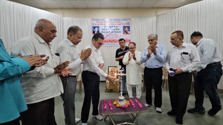 ખંભાળિયામાં રેડ સંસ્થા દ્વારા વિનામૂલ્યે સર્વરોગ નિદાન તેમજ સારવાર કેમ્પ યોજાયો
