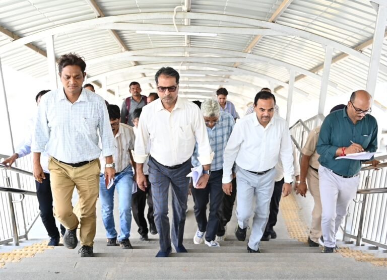 ભાવનગર મંડળ રેલ પ્રબંધક દ્વારા ધોળા–પીપાવાવ રેલખંડનું સંરક્ષા નિરીક્ષણ, ચોમાસાની તૈયારીઓ અને માલ લોડિંગ વધારવા પર વિશેષ ભાર