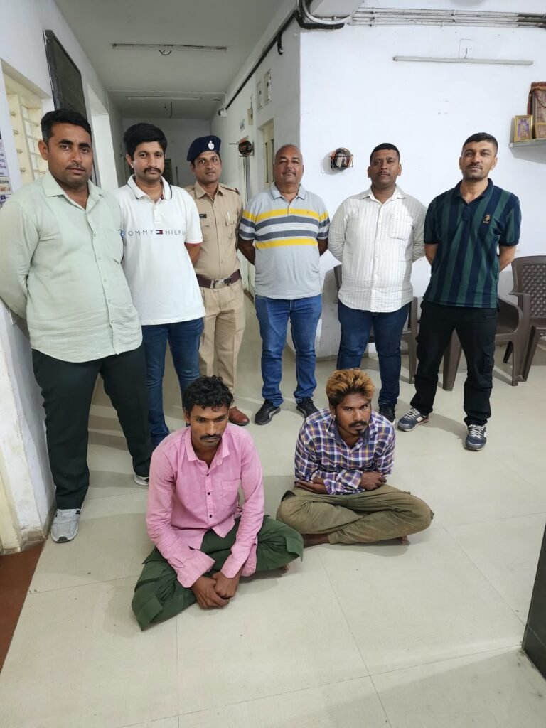 પોરબંદરમાં 1.90 લાખનો કોપર વાયર ચોરી કરનાર કચ્છનો કુખ્યાત ઇમરાન સહિત 2 આરોપી ઝડપાયા